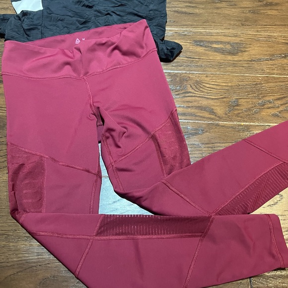 Reebok Burgundy Leggings - Picture 3 of 9